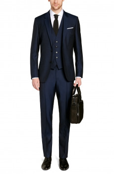 Navy Blue Suit - Vẻ Đẹp Của Sự Đơn Giản
